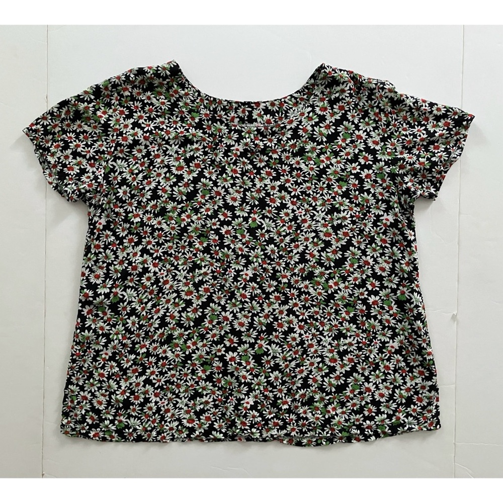 Black & Whire Boatneck Daisy-Patterned Tee Women’s SM Petite